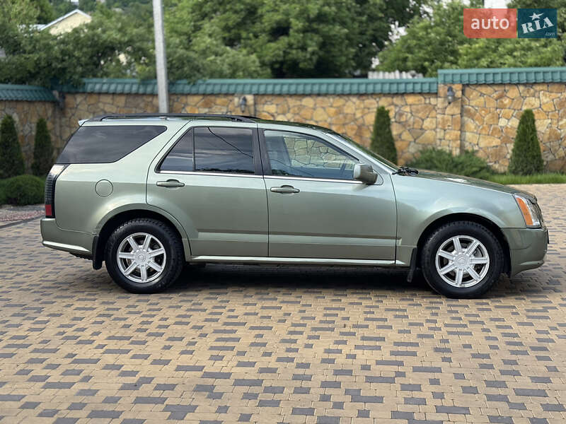 Внедорожник / Кроссовер Cadillac SRX 2004 в Могилев-Подольске