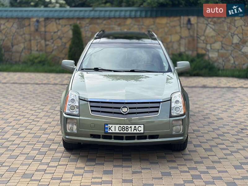 Внедорожник / Кроссовер Cadillac SRX 2004 в Каменец-Подольском