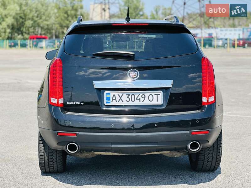 Позашляховик / Кросовер Cadillac SRX 2011 в Харкові