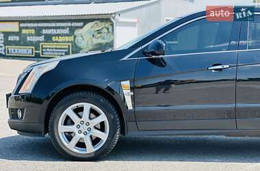 Позашляховик / Кросовер Cadillac SRX 2011 в 