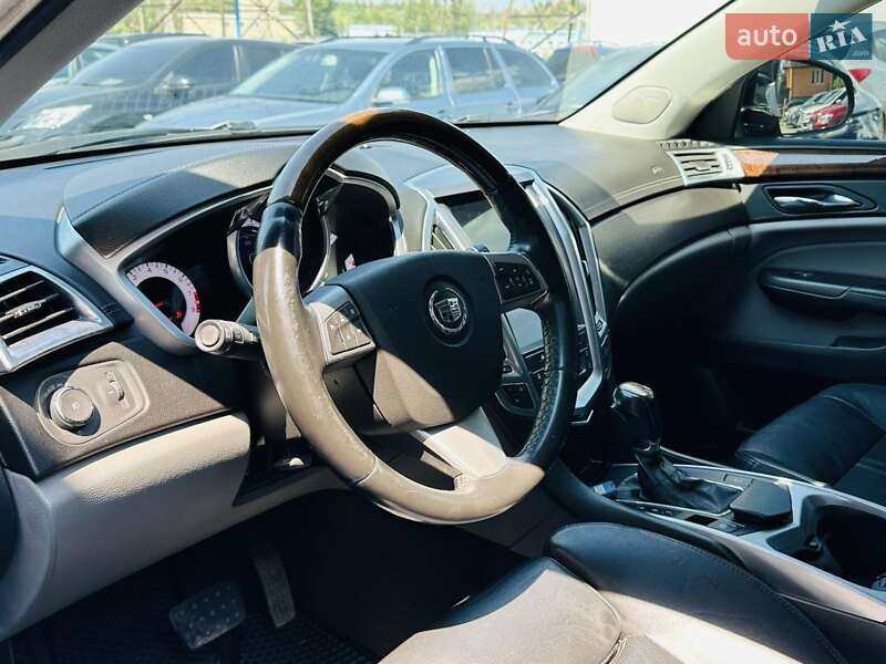 Позашляховик / Кросовер Cadillac SRX 2011 в Харкові