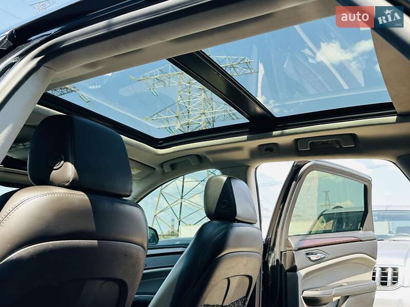 Позашляховик / Кросовер Cadillac SRX 2011 в Харкові