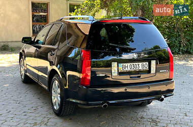 Позашляховик / Кросовер Cadillac SRX 2008 в 