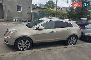 Внедорожник / Кроссовер Cadillac SRX 2010 в 