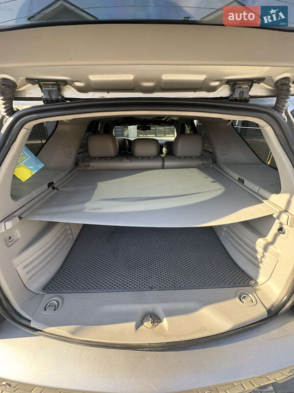 Внедорожник / Кроссовер Cadillac SRX 2004 в Одессе