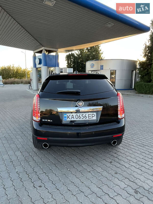 Внедорожник / Кроссовер Cadillac SRX 2015 в Жмеринке
