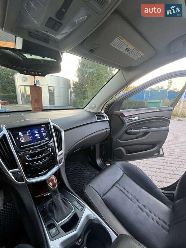 Внедорожник / Кроссовер Cadillac SRX 2015 в Жмеринке