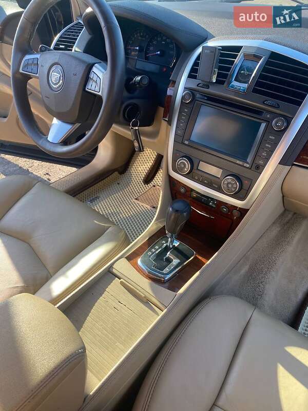 Внедорожник / Кроссовер Cadillac SRX 2008 в Киеве