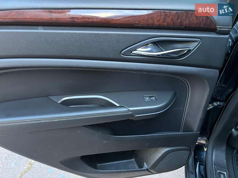 Внедорожник / Кроссовер Cadillac SRX 2010 в Чернигове фото 22 Внедорожник / Кроссовер Cadillac SRX 2010 в Чернигове