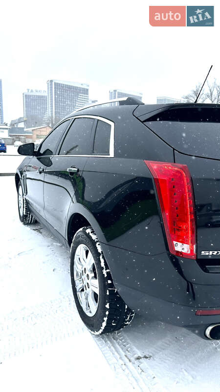 Внедорожник / Кроссовер Cadillac SRX 2015 в Киеве фото 7 Внедорожник / Кроссовер Cadillac SRX 2015 в Киеве