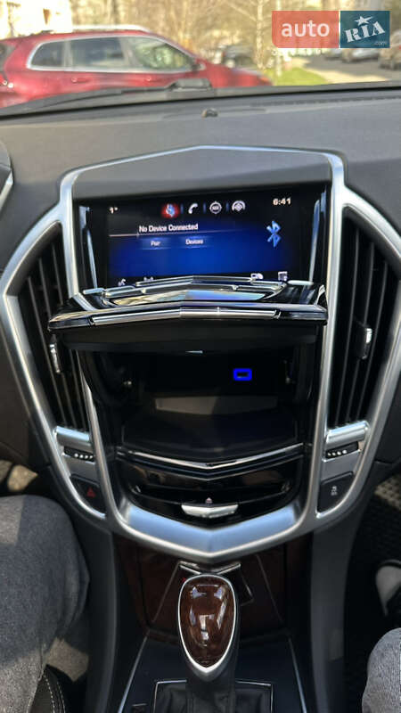 Внедорожник / Кроссовер Cadillac SRX 2015 в Киеве фото 14 Внедорожник / Кроссовер Cadillac SRX 2015 в Киеве