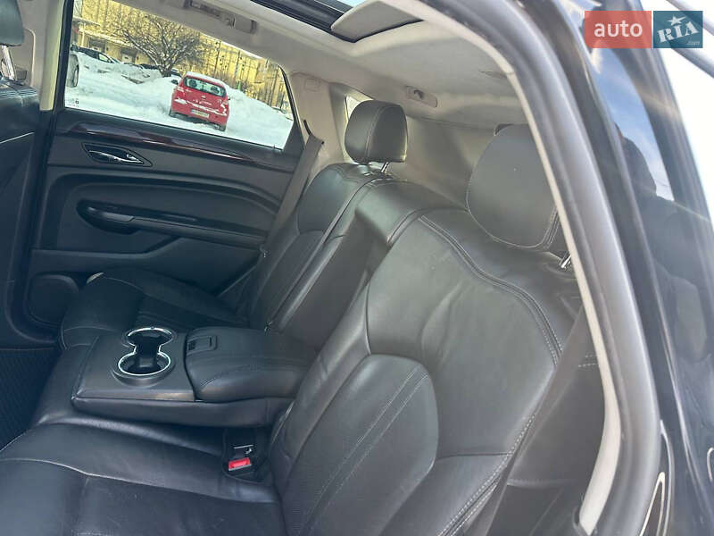 Универсал Cadillac SRX 2012 в Киеве