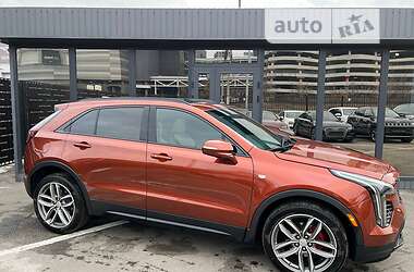 Позашляховик / Кросовер Cadillac XT4 2021 в Києві