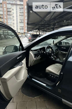 Внедорожник / Кроссовер Cadillac XT4 2018 в Киеве