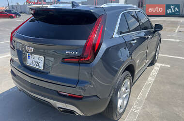 Внедорожник / Кроссовер Cadillac XT4 2018 в 