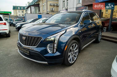 Внедорожник / Кроссовер Cadillac XT4 2018 в Киеве