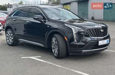 Внедорожник / Кроссовер Cadillac XT4 2018 в 