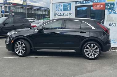 Внедорожник / Кроссовер Cadillac XT4 2018 в 