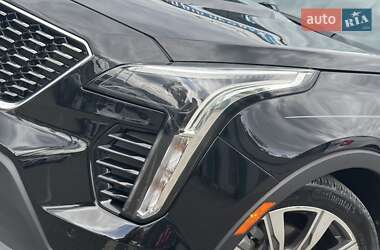 Внедорожник / Кроссовер Cadillac XT4 2018 в 