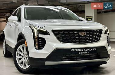 Внедорожник / Кроссовер Cadillac XT4 2022 в Киеве