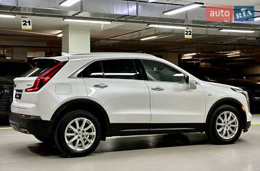 Внедорожник / Кроссовер Cadillac XT4 2022 в 