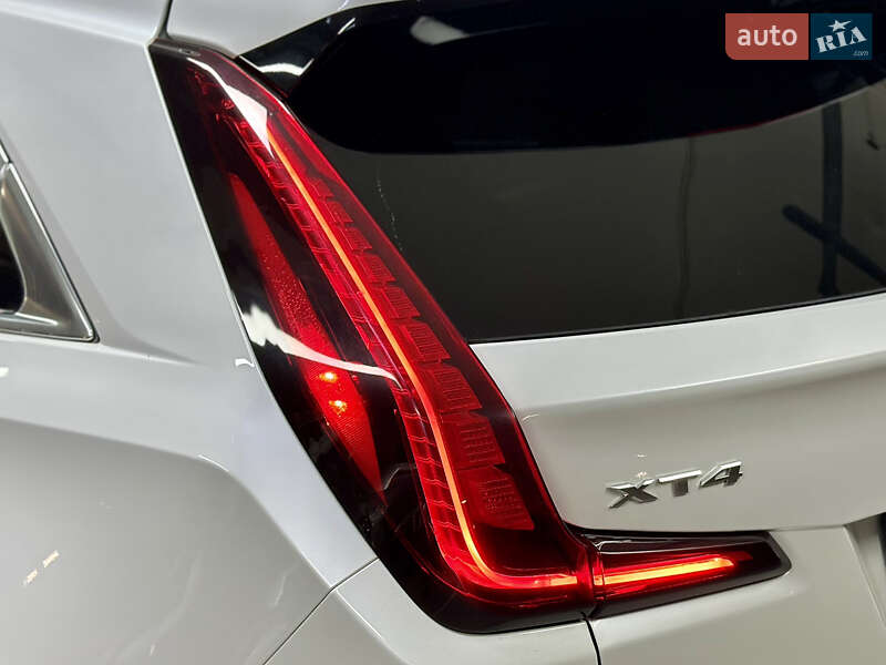 Позашляховик / Кросовер Cadillac XT4 2022 в Києві