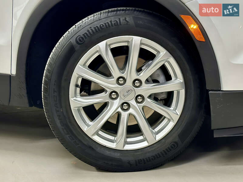Позашляховик / Кросовер Cadillac XT4 2022 в Києві