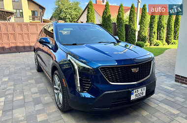 Внедорожник / Кроссовер Cadillac XT4 2019 в Виннице