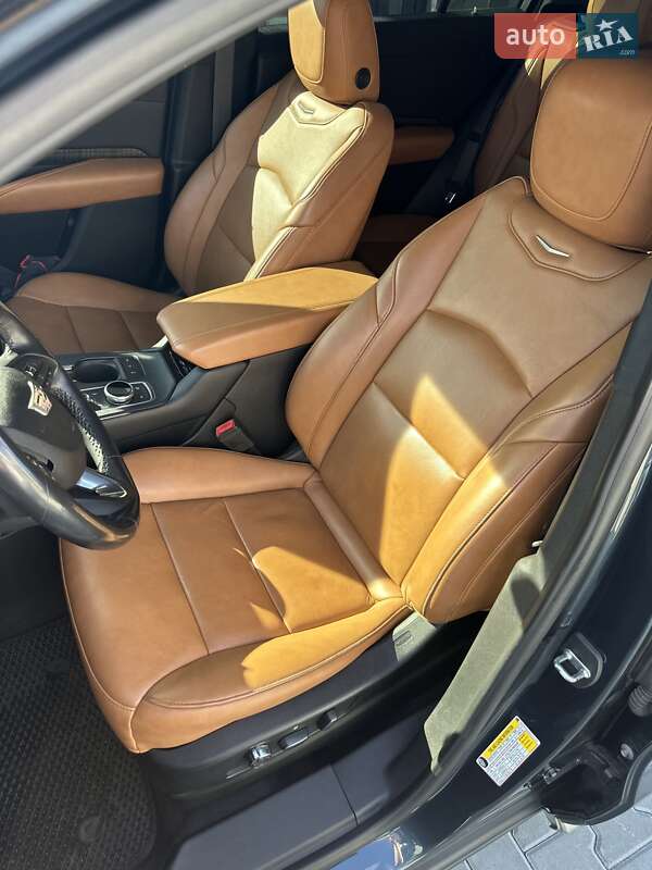 Позашляховик / Кросовер Cadillac XT4 2019 в Вараші фото 14 Позашляховик / Кросовер Cadillac XT4 2019 в Вараші