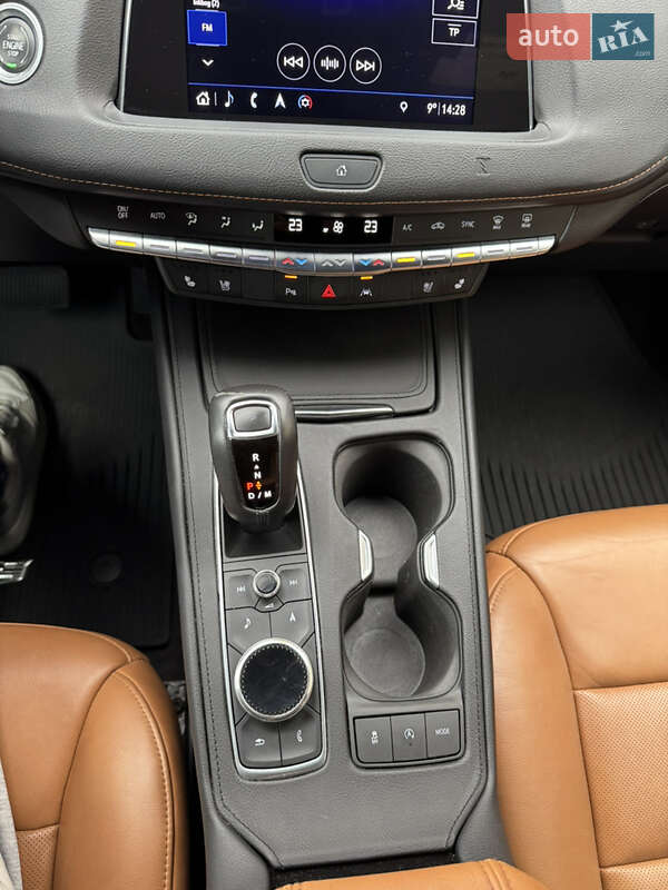 Внедорожник / Кроссовер Cadillac XT4 2018 в Ирпене фото 18 Внедорожник / Кроссовер Cadillac XT4 2018 в Ирпене