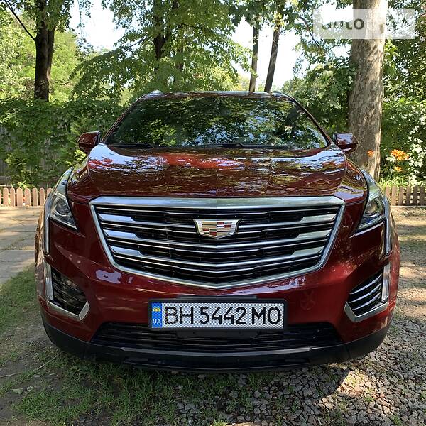 Внедорожник / Кроссовер Cadillac XT5 2017 в Одессе