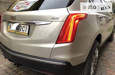 Внедорожник / Кроссовер Cadillac XT5 2016 в Киеве