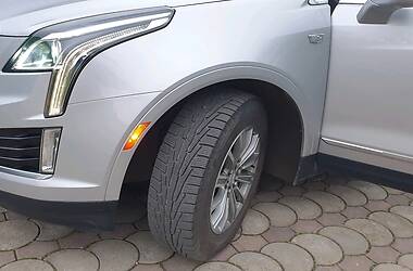 Внедорожник / Кроссовер Cadillac XT5 2017 в Ужгороде