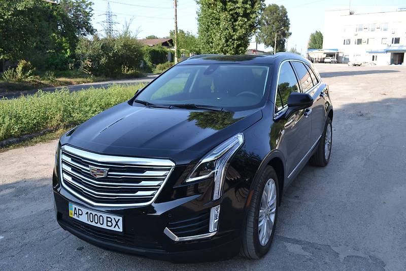 Внедорожник / Кроссовер Cadillac XT5 2016 в Запорожье