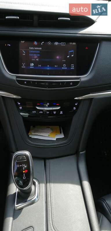 Внедорожник / Кроссовер Cadillac XT5 2016 в Кропивницком