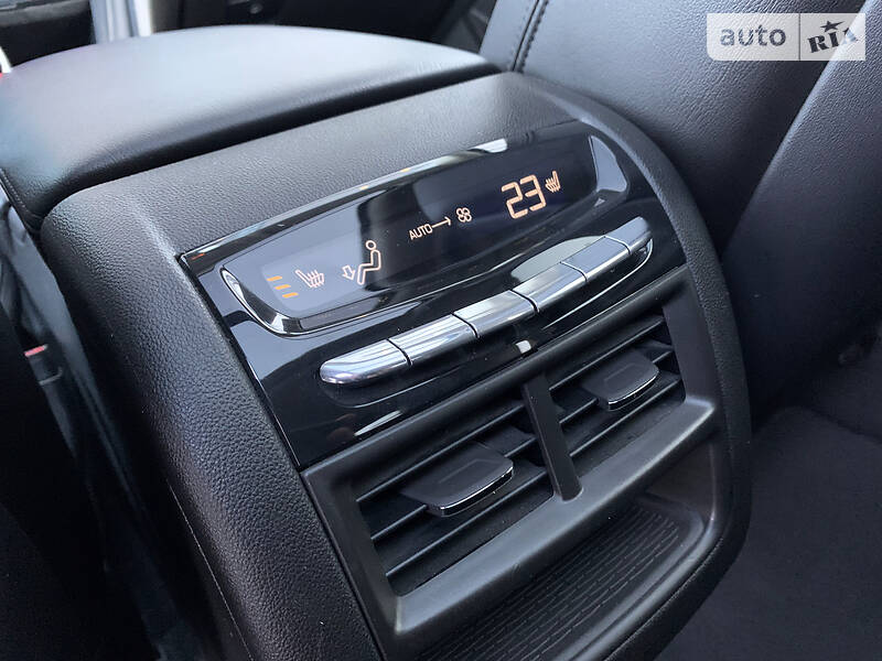 Внедорожник / Кроссовер Cadillac XT5 2018 в Киеве