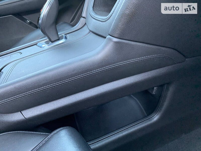 Внедорожник / Кроссовер Cadillac XT5 2018 в Киеве