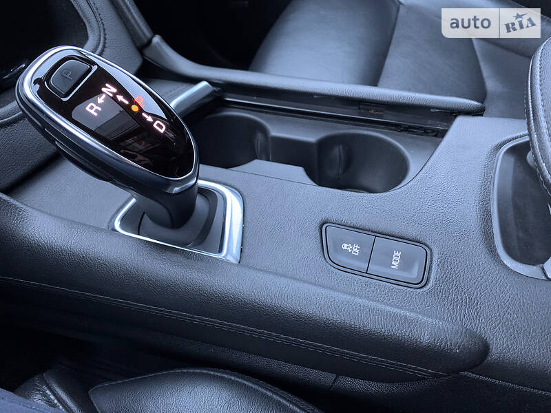 Внедорожник / Кроссовер Cadillac XT5 2018 в Киеве