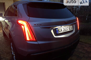Внедорожник / Кроссовер Cadillac XT5 2018 в 