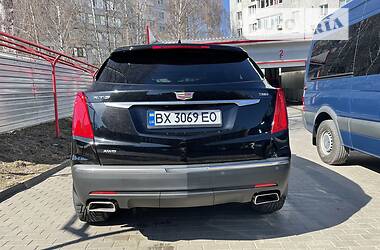 Внедорожник / Кроссовер Cadillac XT5 2018 в Хмельницком