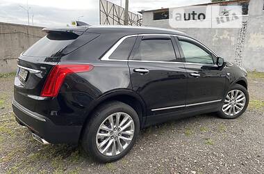 Внедорожник / Кроссовер Cadillac XT5 2019 в Киеве