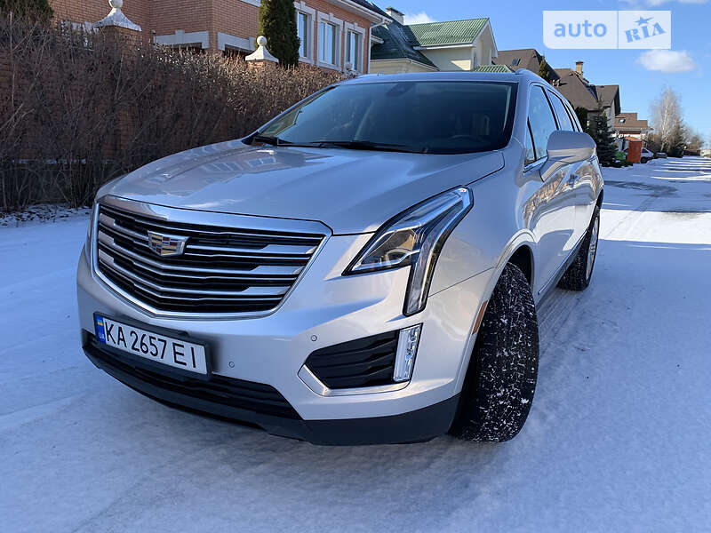 Внедорожник / Кроссовер Cadillac XT5 2018 в Киеве