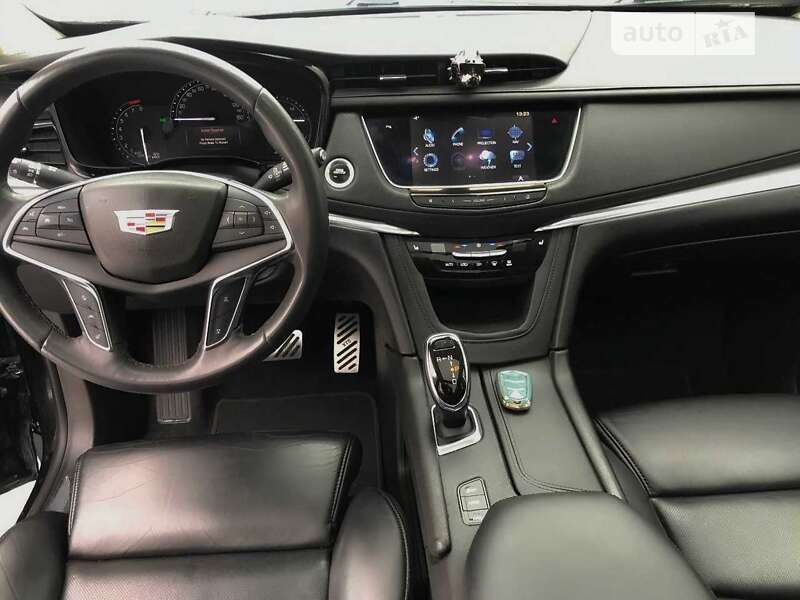 Внедорожник / Кроссовер Cadillac XT5 2016 в Коломые