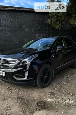Внедорожник / Кроссовер Cadillac XT5 2018 в 