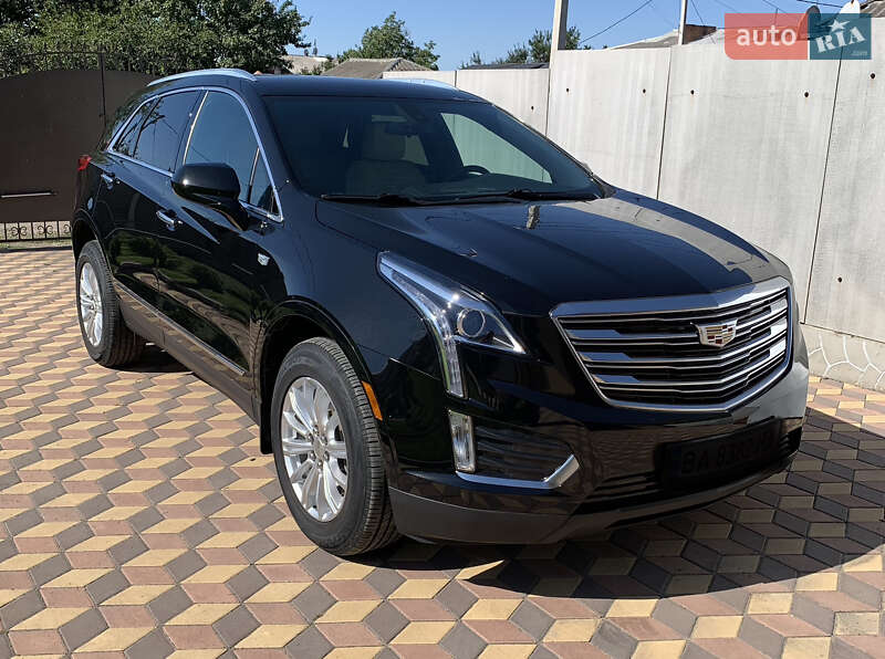 Внедорожник / Кроссовер Cadillac XT5 2018 в Кропивницком