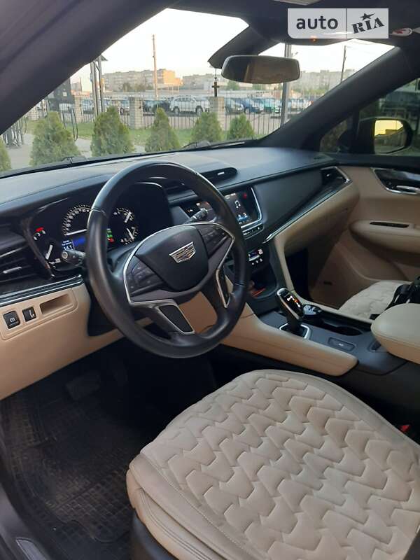 Внедорожник / Кроссовер Cadillac XT5 2016 в Черкассах фото 7 Внедорожник / Кроссовер Cadillac XT5 2016 в Черкассах