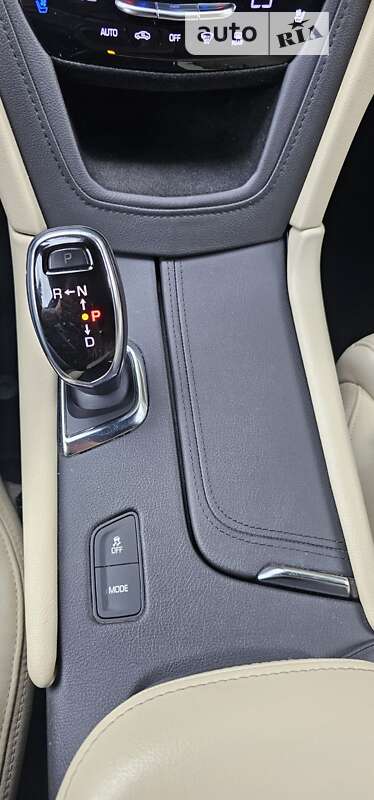 Внедорожник / Кроссовер Cadillac XT5 2018 в Киеве фото 8 Внедорожник / Кроссовер Cadillac XT5 2018 в Киеве