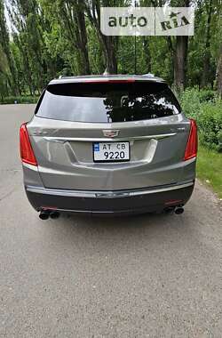 Внедорожник / Кроссовер Cadillac XT5 2018 в 