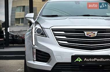 Внедорожник / Кроссовер Cadillac XT5 2017 в Киеве