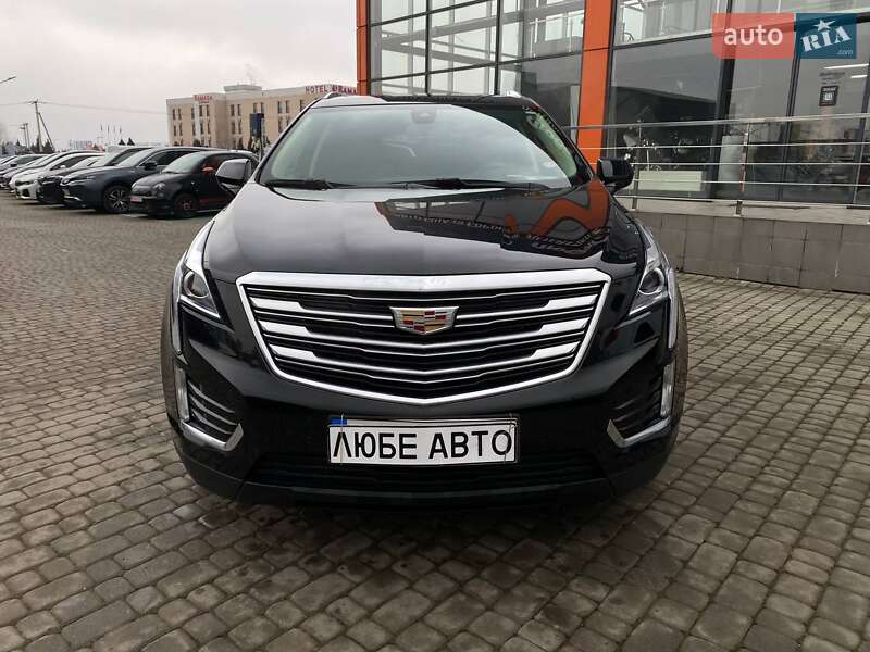 Внедорожник / Кроссовер Cadillac XT5 2019 в Львове